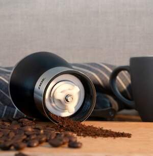 Кпвомолка ручна